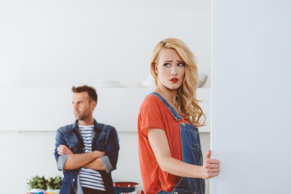 Eifersucht bekämpfen: In 3 Schritten zur glücklicheren Beziehung