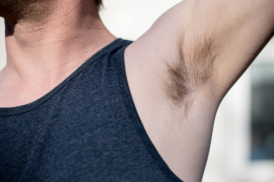 Schonmal was von einem Hair-Job gehört? Haar-Fetischismus
